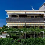Beschauliches Mit Mediterraner Terrasse, Grillplatz, Parkplatz, Klima, Wifi *